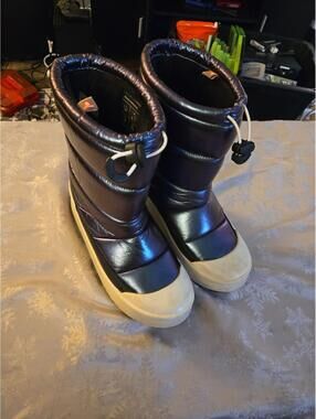 Cougar Metallic Puffer Snow Boots USA 9 EU 40 Waterproof Iridescent
